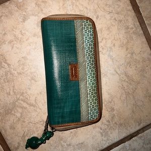 Fossil wallet